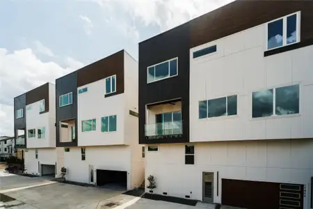 New construction Single-Family house 1051 W 15Th 1/2 St, Houston, TX 77008 - image