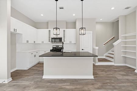 New construction Single-Family house 414 Stonework Landing Ln, Houston, TX 77076 PRIMROSE- photo 18 18