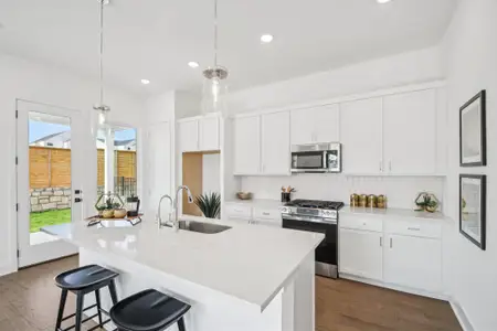 New construction Single-Family house 1302 Rambling Rose Rd, Austin, TX 78745 plan Van Zandt - image 18