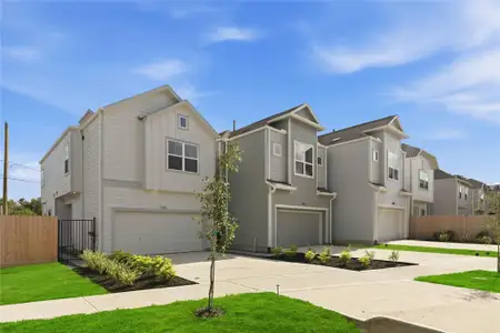 New construction Single-Family house 5676 Nolda St, Houston, TX 77007 - image