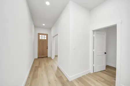 New construction Single-Family house 314 E Main St, La Porte, TX 77571 - image