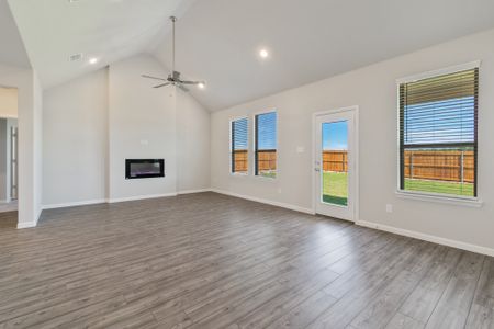 New construction Single-Family house 5825 Corazon Ln, Fort Worth, TX 76126 Masters | Ventana- photo 13 13