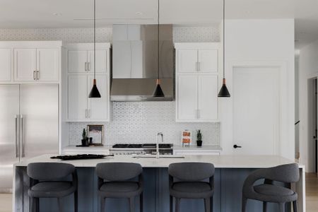 New construction Single-Family house 2504 Bluffview Dr, Austin, TX 78704 - image 16