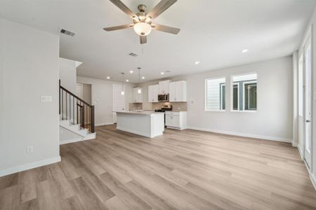 Photo is not of the actual home but is an inspirational photo of builder’s model home and may depict options, furnishings, and/or decorator features that are not included.