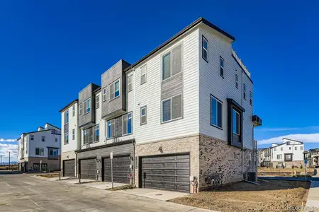 New construction Townhouse house 1629 Alcott Wy, Broomfield, CO 80023 - image