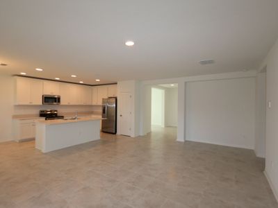 New construction Single-Family house 4964 Meadow Bay Ct, Wimauma, FL 33598 plan 4964 Meadow Bay Court - image 10