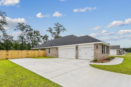New construction Single-Family house 6623 Prosperity Ln, Milton, FL 32570 plan The Ruby Estate - image