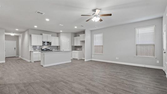 New construction Single-Family house 525 Pickett Creek Dr, Fort Worth, TX 76008 LAS CRUCES- photo 14 14