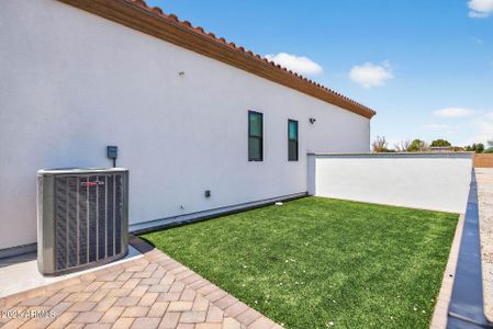 New construction Single-Family house 16410 W Durango St, Goodyear, AZ 85338 - image