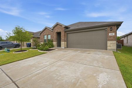 New construction Single-Family house 409 Beekeeper Dr, Fort Worth, TX 76131 - image