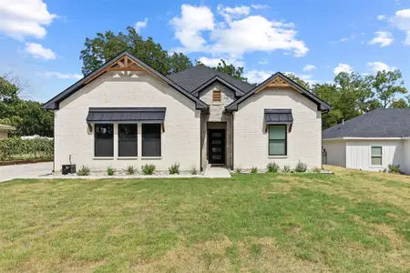 New construction Single-Family house 1832 S Park Ave, Denison, TX 75020 - image