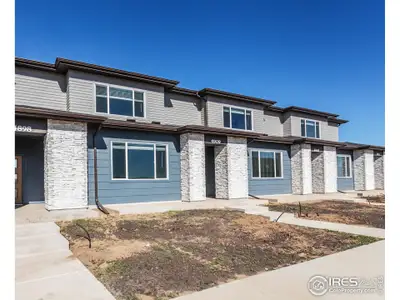 New construction Townhouse house 4909 Autumn Leaf Dr, Timnath, CO 80547 - image