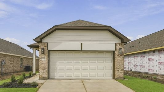 New construction Single-Family house 1712 Acts Ln, Ennis, TX 75119 plan The Newcastle - image