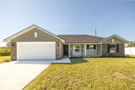 New construction Single-Family house 9 Lamar Ln, Palm Coast, FL 32137 plan 1540 - image