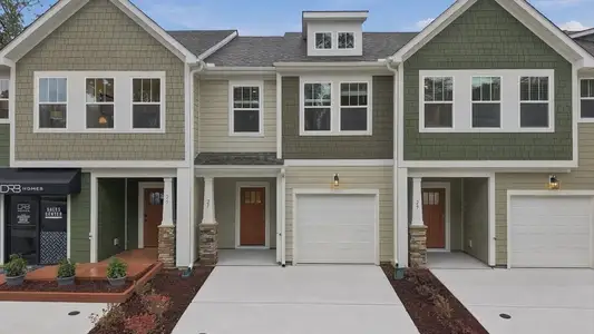 New construction Townhouse house 27 Oleetah Falls Wy, Hendersonville, NC 28792 plan Litchfield - image
