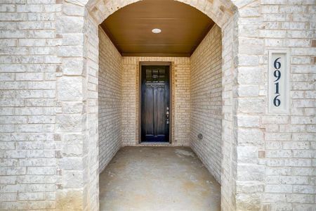 New construction Townhouse house 6901 Yellow Hammer Way, Arlington, TX 76001 Arlington - A- photo 3 3