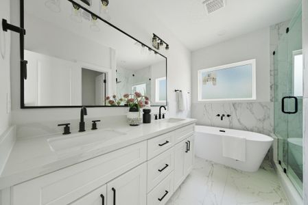 New construction Single-Family house 7723B Hammerly Blvd, Houston, TX 77055 - image 20