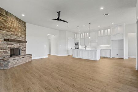 New construction Single-Family house 124 Golden Jackal Ct, Godley, TX 76044 The Euless- photo 20 20