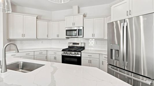 New construction Single-Family house 3048 Five Creek Rd, Charlotte, NC 28213 plan Portico - image 8