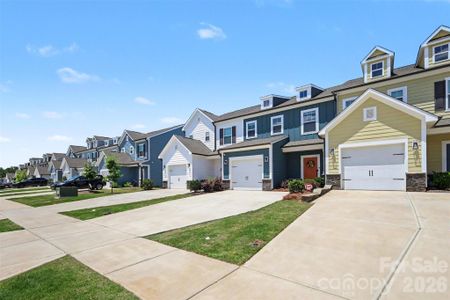 New construction Townhouse house 334 Drawbar Dr, Clover, SC 29710 - image