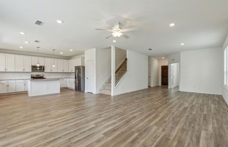 Airy gathering room *real home pictured