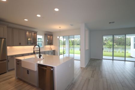 New construction Single-Family house 7819 Notched Pine Bnd, Wesley Chapel, FL 33545 Windsor- photo 11 11