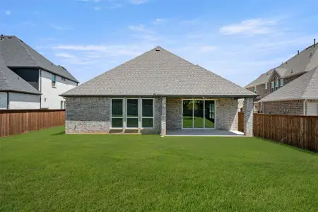 New construction Single-Family house 9925 Villa Verde Dr, Fort Worth, TX 76179 plan Inwood 2F - image