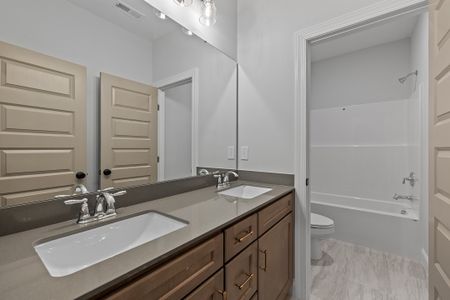 New construction Single-Family house 20 W Amber Oak Dr, Selma, NC 27576 plan The Bradley - image 16