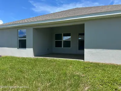 New construction Single-Family house 1152 Tupelo Cir, Cocoa, FL 32926 plan 1820 - image