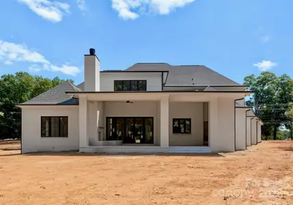 New construction Single-Family house 2240 Carmel Rd, Charlotte, NC 28226 - image