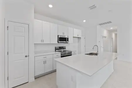 New construction Single-Family house 1194 Atlantic Ave, Fruitland Park, FL 34731 plan Delight - image 7
