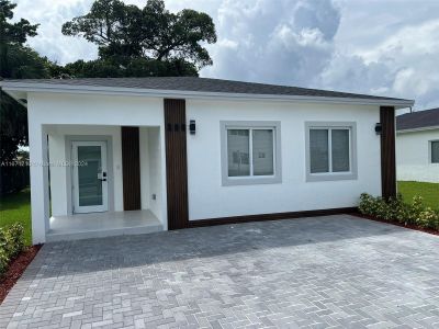 New construction Single-Family house 309 Nw 10Th St, Hallandale Beach, FL 33009 null- photo 0 0