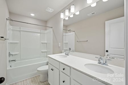 New construction Single-Family house 8205 Stonemere Ln, Charlotte, NC 28215 null- photo 22 22