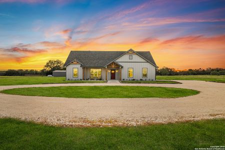 New construction Single-Family house Hondo, TX 78861 - image