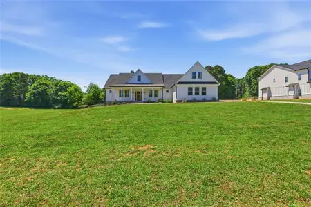 New construction Single-Family house 4275 Haynes Cir Sw, Snellville, GA 30039 - image
