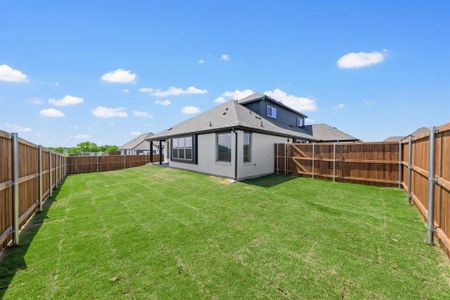 New construction Single-Family house 1989 Daybreak Dr, Venus, TX 76009 - image 4