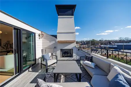 New construction Single-Family house 650 Mayfair Ct, Alpharetta, GA 30009 - image 3