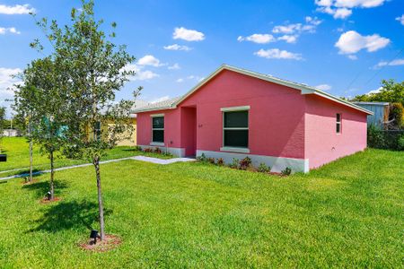 New construction Single-Family house 545 Lilac Street Court, West Palm Beach, FL 33407 - photo 0