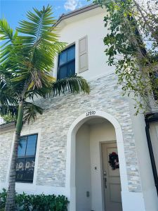 New construction Townhouse house 12970 Sw 232Nd Ter, Homestead, FL 33170 - image