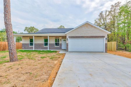New construction Single-Family house 448 Brahman, Onalaska, TX 77360 - image