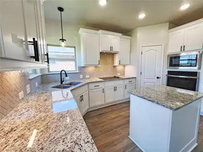 New construction Single-Family house 630 Eagle Crest Cv, Salado, TX 76571 plan Freemont - image 3