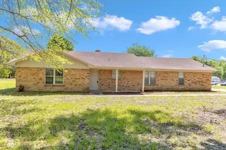 New construction Single-Family house 688 Inwood St, Mineola, TX 75773 - image