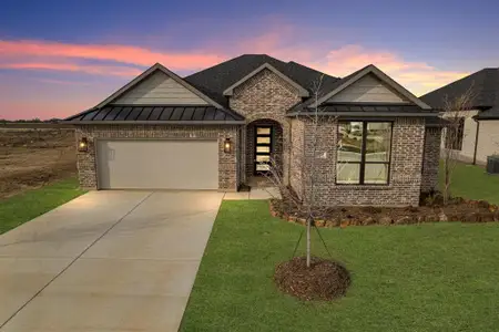 New construction Single-Family house 904 Beall Street, Denton, TX 76207 - photo 0