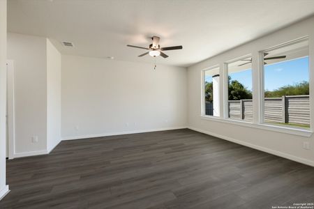New construction Single-Family house 15407 Ivory Hls, San Antonio, TX 78247 plan Lancaster - image 14