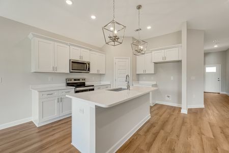 New construction Single-Family house 6115 Tansey St, Crestview, FL 32539 plan Maybell I - image 8