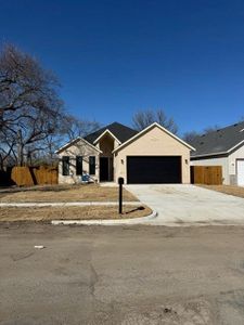 New construction Single-Family house 1629 E Tucker St, Fort Worth, TX 76104 - image