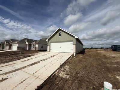 New construction Single-Family house 412 Honeydew Wy, Seguin, TX 78155 plan The 1262 - image