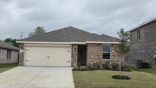 New construction Single-Family house 1924 Cherokee Ln, Cleburne, TX 76033 plan Easton - image