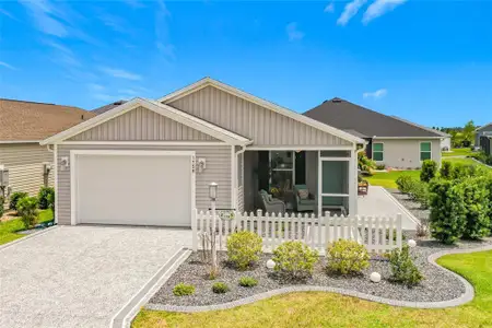 New construction Single-Family house 1758 Yvonia Ct, The Villages, FL 34762 - image