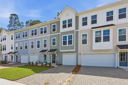 New construction Townhouse house 132 Fernbank Ct, Johns Island, SC 29455 - image